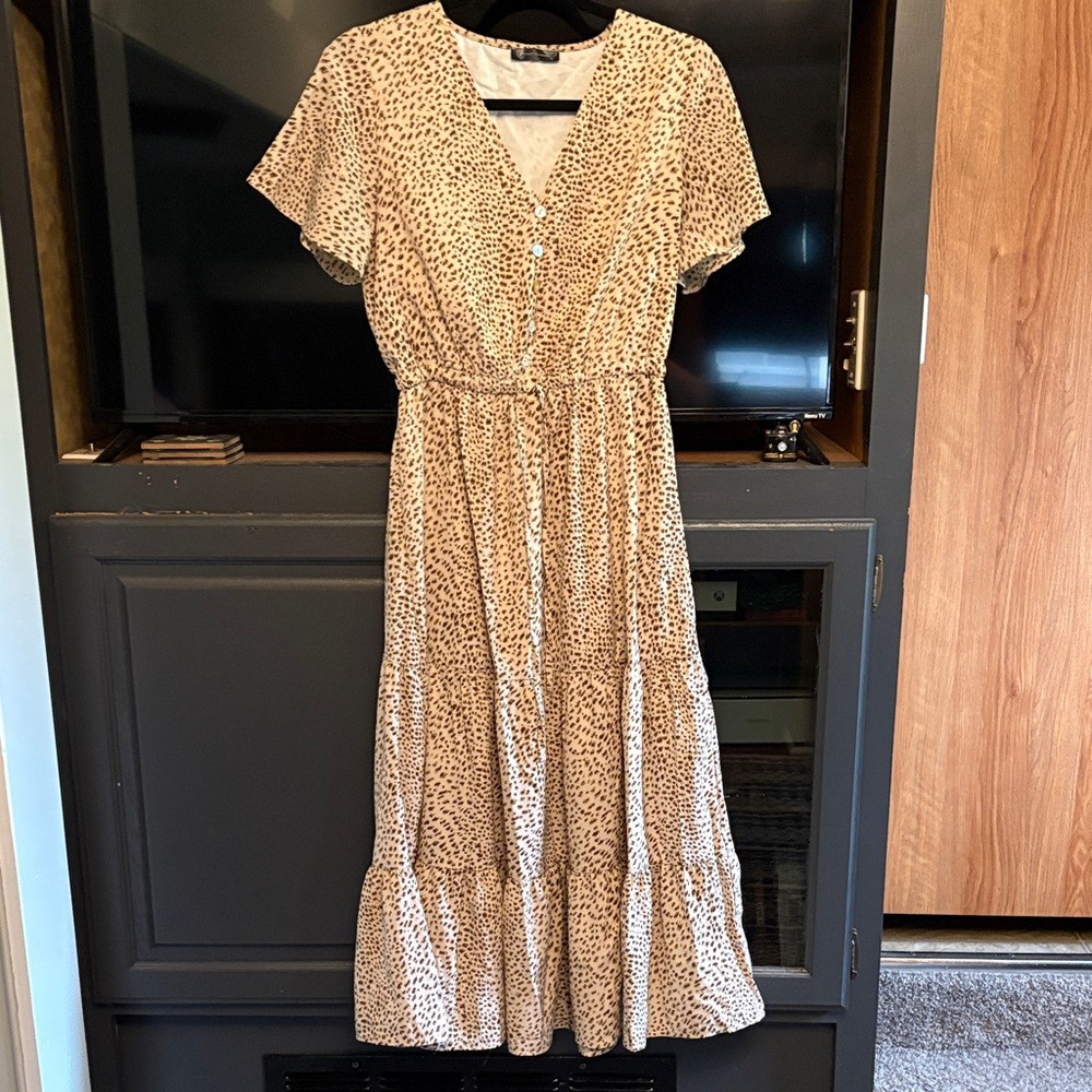 Leopard Print V-Neck Midi Dress